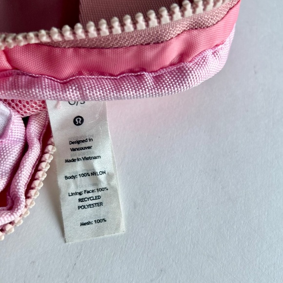 Lululemon Pink Nylon belt bag - Picture 14 of 15